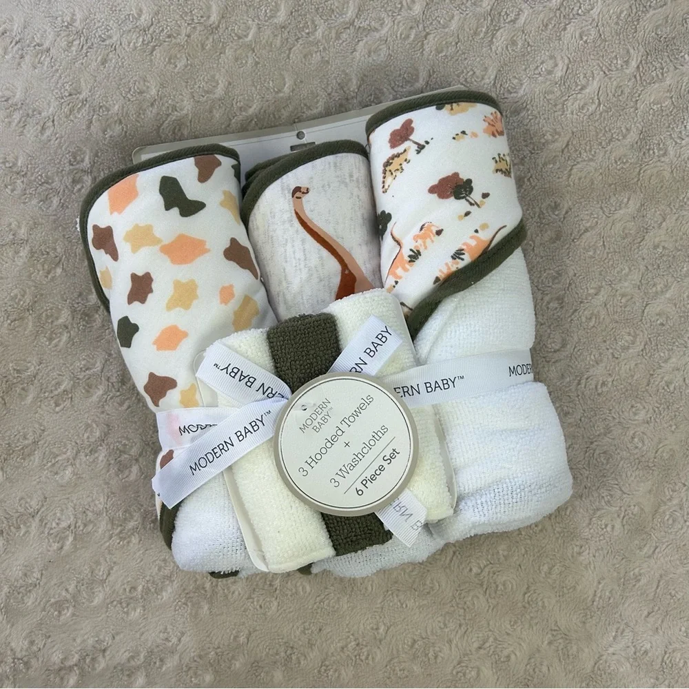 Modern Baby Hooded Towel Set & Washcloths Dinosaurs